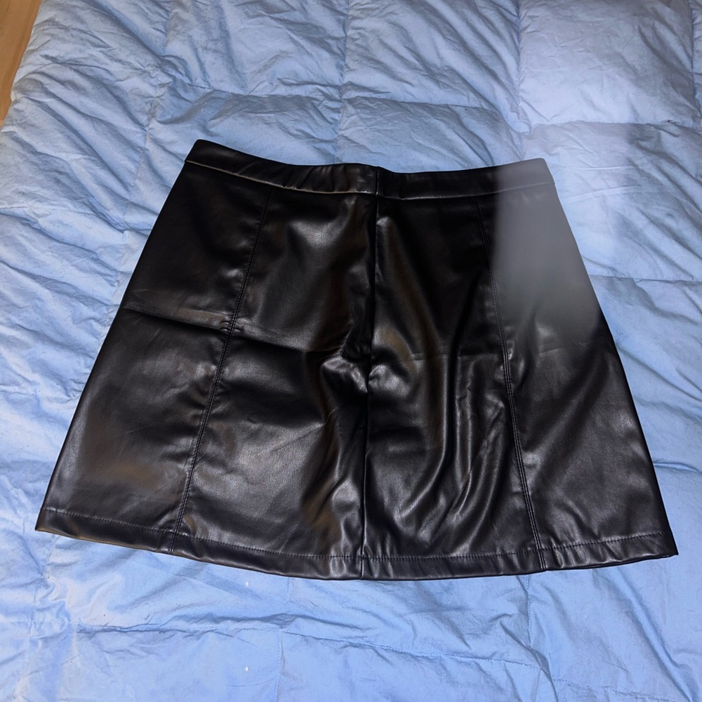 Women’s Faux Leather Mini Skirt
